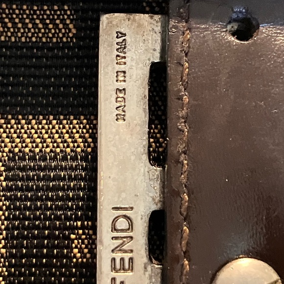 Fendi Zucca Mamma Bucket Brown - Picture 5 of 8